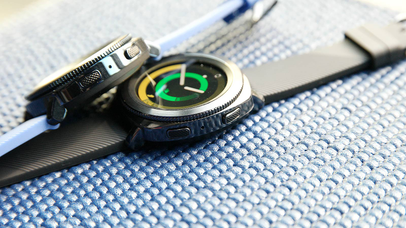 Having two buttons and a rotating bezel make a huge impact on everyday usability.